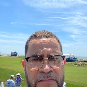 Meet your Posher, Kenneth